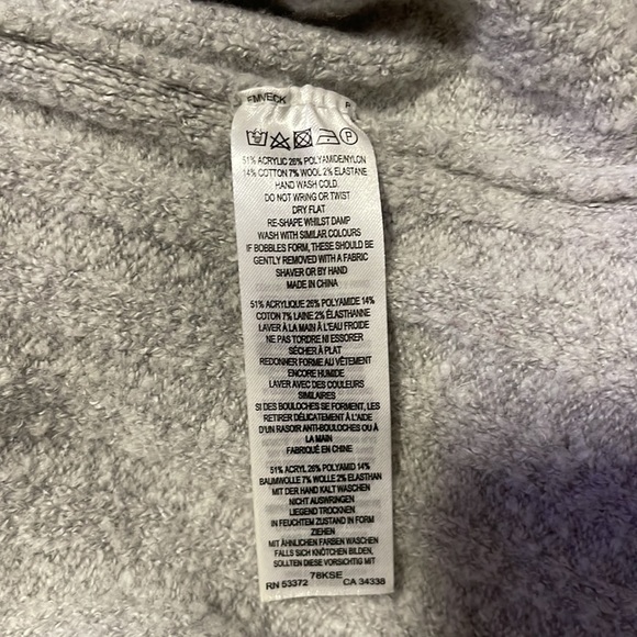 French Connection Women’s Gray Knit Sweater - Picture 4 of 4